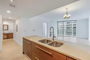 475 Brickell Ave, Miami, FL 33131 - Photo 9