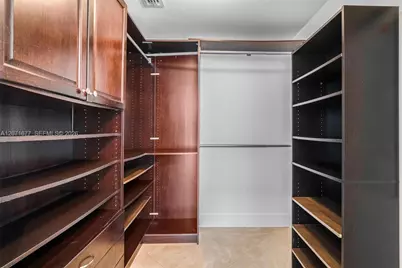 475 Brickell Ave #3811, Miami, FL 33131 - Photo 19