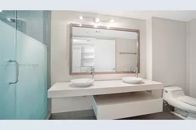 92 SW 3rd St #1803, Miami, FL 33130 - Photo 9