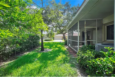937 NW 104th Way, Coral Springs, FL 33071 - Photo 35