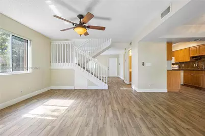 937 NW 104th Way, Coral Springs, FL 33071 - Photo 9