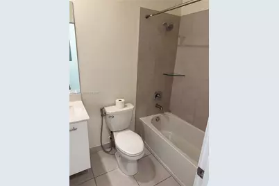 4640 NW 84 #16, Doral, FL 33166 - Photo 35