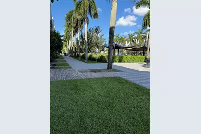 4640 NW 84 #16, Doral, FL 33166 - Photo 9