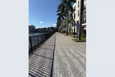 4640 NW 84 #16, Doral, FL 33166 - Photo 5