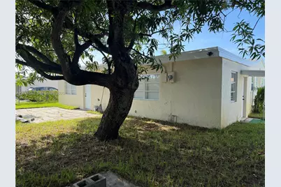 1240 W 26th Ct, Riviera Beach, FL 33404 - Photo 5