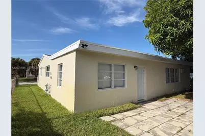 1240 W 26th Ct, Riviera Beach, FL 33404 - Photo 7