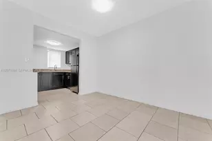 3751 SW 60th Ave, Davie, FL 33314 - Photo 9