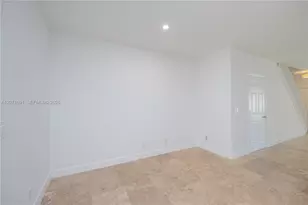 16219 Emerald Cove Rd, Weston, FL 33331 - Photo 7