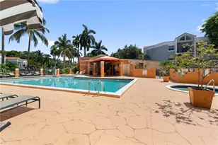 6276 NW 186th St, Hialeah, FL 33015 - Photo 15
