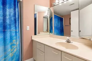 6276 NW 186th St, Hialeah, FL 33015 - Photo 13