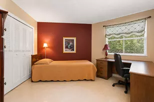 6276 NW 186th St, Hialeah, FL 33015 - Photo 11