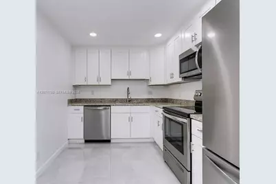 2500 Parkview Dr #1705, Hallandale Beach, FL 33009 - Photo 3