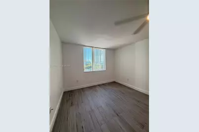 1010 NW 11th St #507, Miami, FL 33136 - Photo 9