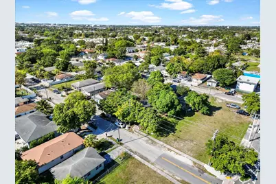 1829 NW 62nd Ter, Miami, FL 33147 - Photo 33