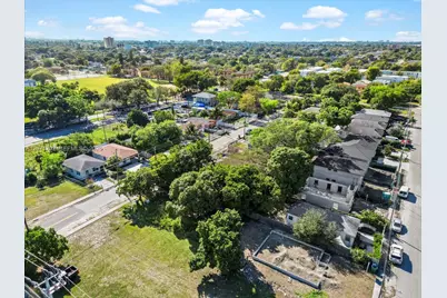 1829 NW 62nd Ter, Miami, FL 33147 - Photo 31
