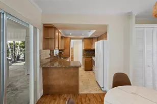 7508 SW 58th Ave, South Miami, FL 33143 - Photo 9
