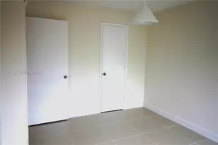 2166 NE 56th St, Fort Lauderdale, FL 33308 - Photo 15