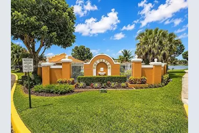 8575 NW 5th Ter #1509, Miami, FL 33126 - Photo 3