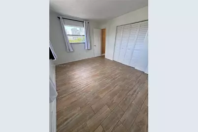 444 SW 4th St #402, Miami, FL 33130 - Photo 11