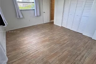 444 SW 4th St, Miami, FL 33130 - Photo 11