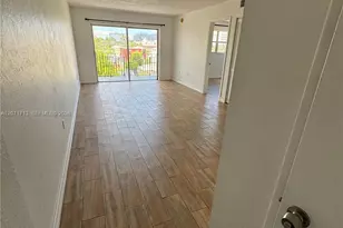 444 SW 4th St, Miami, FL 33130 - Photo 1