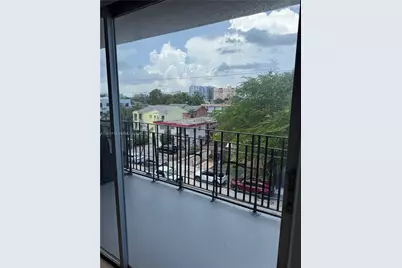 444 SW 4th St #402, Miami, FL 33130 - Photo 17