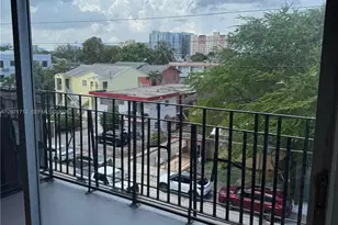 444 SW 4th St, Miami, FL 33130 - Photo 17