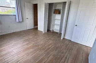 444 SW 4th St, Miami, FL 33130 - Photo 9