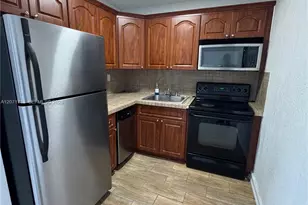 444 SW 4th St, Miami, FL 33130 - Photo 5