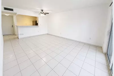 5199 NW 7th St #501E, Miami, FL 33126 - Photo 13