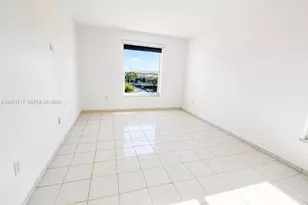 5199 NW 7th St, Miami, FL 33126 - Photo 9