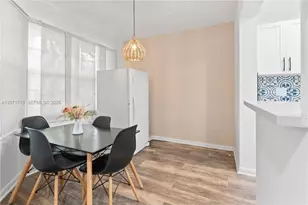 12750 SW 4th Ct, Pembroke Pines, FL 33027 - Photo 11