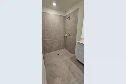 20190 Caroline Creek Pl, Lehigh Acres, FL 33974 - Photo 17