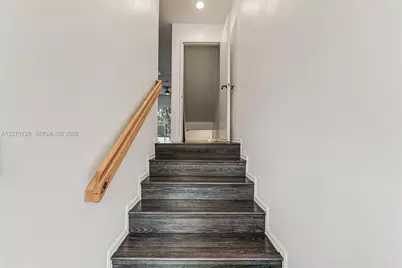 8900 NE 8th Ave #1107, Miami, FL 33138 - Photo 5