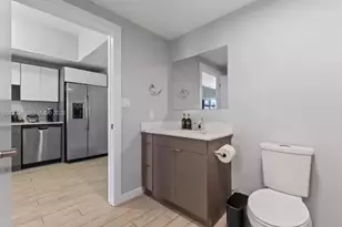 321 NE 26th St, Miami, FL 33137 - Photo 5