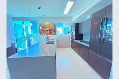 1080 Brickell Ave #3600, Miami, FL 33131 - Photo 17