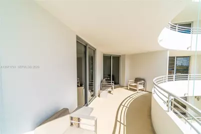 5555 Collins Ave #5A, Miami Beach, FL 33140 - Photo 23