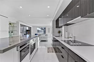 5555 Collins Ave, Miami Beach, FL 33140 - Photo 3