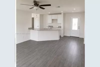 5424 Fantasy Dr, Fort Pierce, FL 34947 - Photo 13