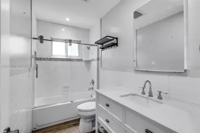 1424 Nautilus Isle, Dania Beach, FL 33004 - Photo 15