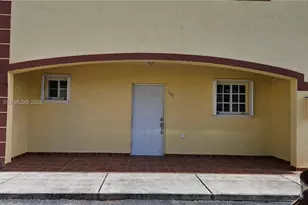 6758 NW 182nd St, Hialeah, FL 33015 - Photo 1