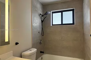 1330 W 29th St, Hialeah, FL 33012 - Photo 13