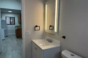 1330 W 29th St, Hialeah, FL 33012 - Photo 11