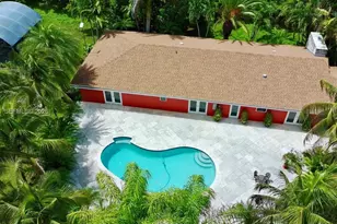 19345 SW 240th St, Homestead, FL 33031 - Photo 3