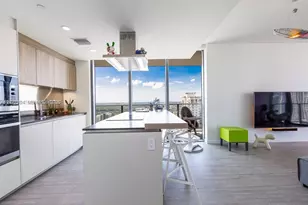1000 Brickell Plaza, Miami, FL 33131 - Photo 7