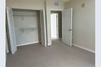 900 SW 8th St #1503, Miami, FL 33130 - Photo 7
