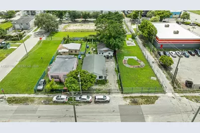 8011 NE Miami Ct, Miami, FL 33138 - Photo 23