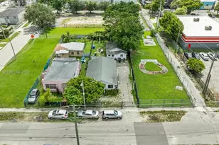 8011 NE Miami Ct, Miami, FL 33138 - Photo 23