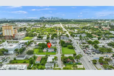 8011 NE Miami Ct, Miami, FL 33138 - Photo 7