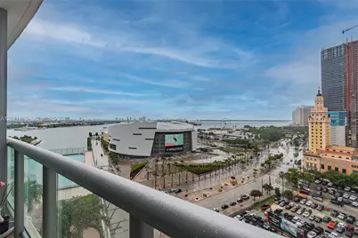 888 Biscayne Blvd #1601, Miami, FL 33132 - Photo 21